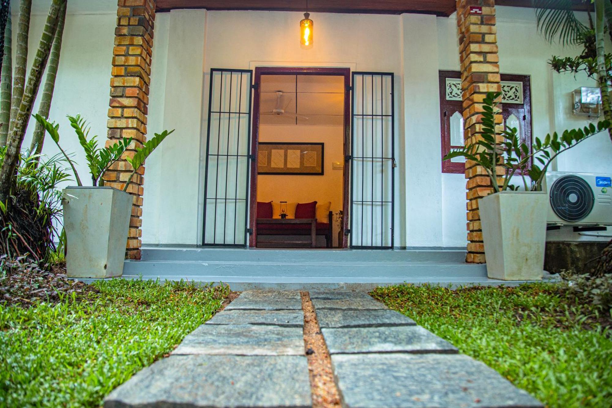 Villa Nutmeg Grove Galle Extérieur photo